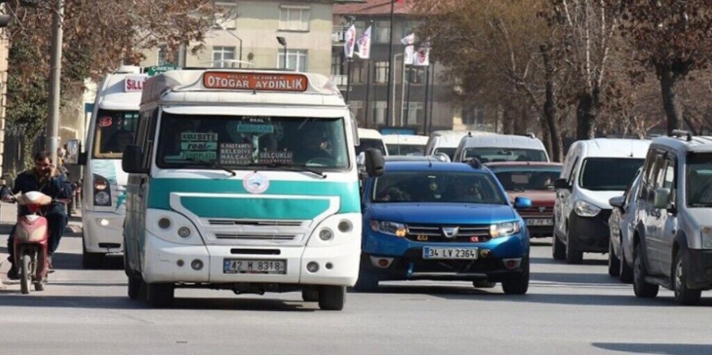 KONYA’DA DOLMUŞ ÜCRETLERİ ZAMLANDI! İŞTE YENİ TARİFE