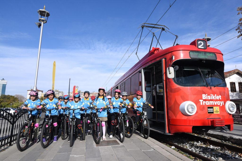 Konya Büyükşehir Minik Öğrencileri Bisiklet Tramvayıyla Tanıştırdı