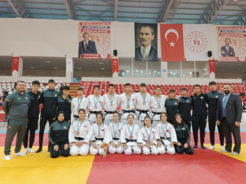 Konya Büyükşehirli Judo Takımı Yine Konya’nın Gururu Oldu