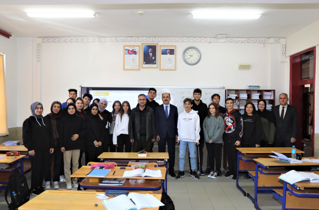 Başkan Altay’dan Üniversiteye Hazırlanan Lise Öğrencilerine Bir Müjde Daha