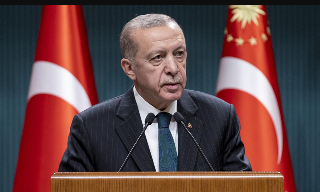 Cumhurbaşkanı Erdoğan'dan memur ve emeklilere ek zam