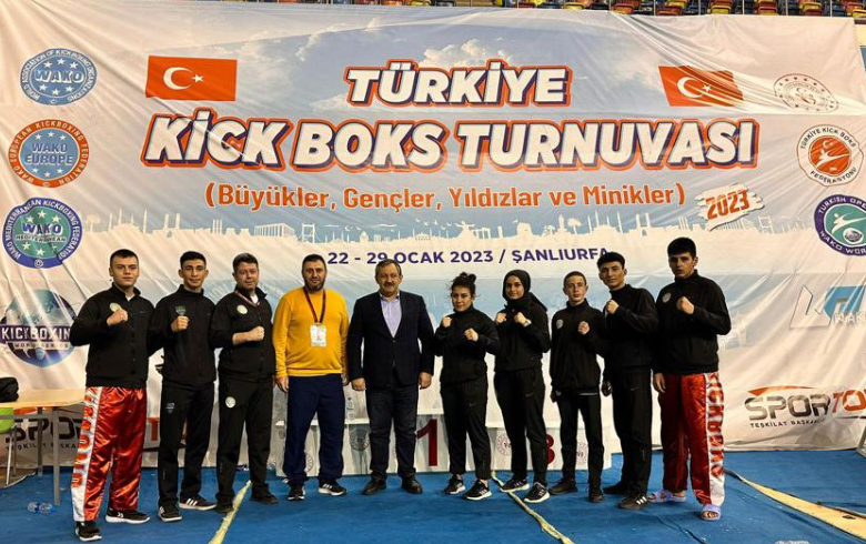 Meramlı Kıck Boksçular Türkiye Şampiyonası’ndan Dört Madalya İle Döndü