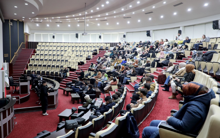 Depremzede Ailelere Destek Verecek Gönüllülere  Eğitim Semineri Düzenlendi