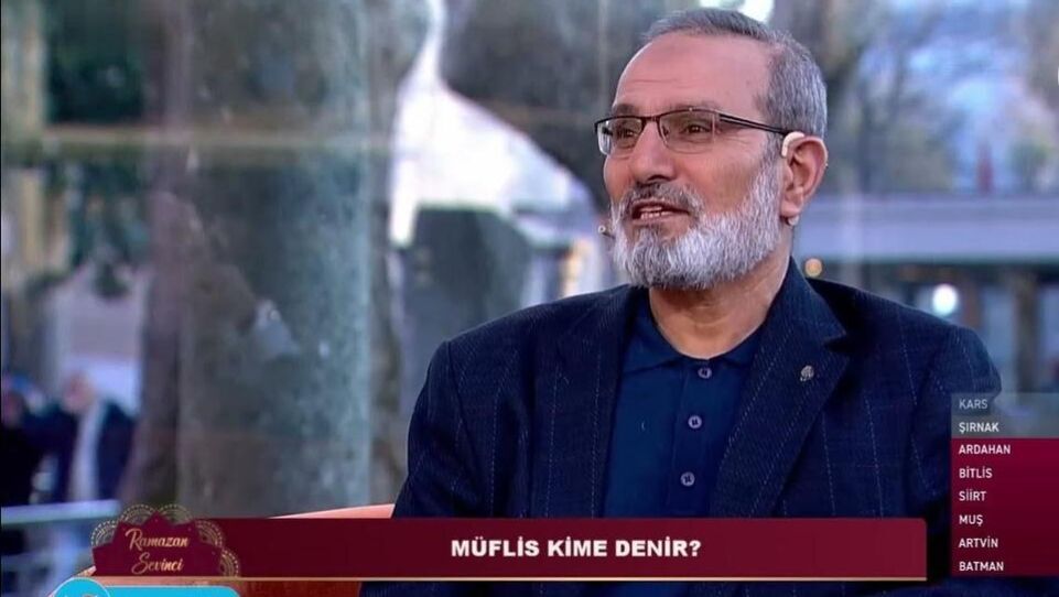 Prof.Dr.Orhan Çeker TRT 1 de  Serdar Tuncer Bey'in Programına Konuk oldu 