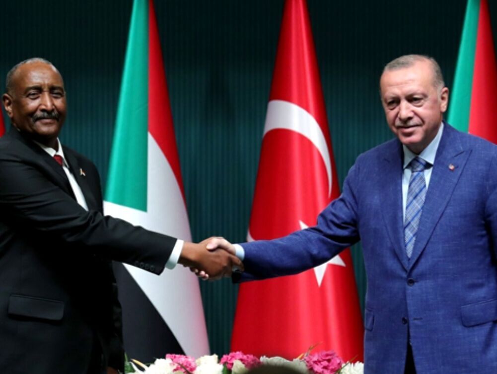 Erdoğan'dan Sudan diplomasisi: Müzakerelere ev sahipliği yapmaya hazırız