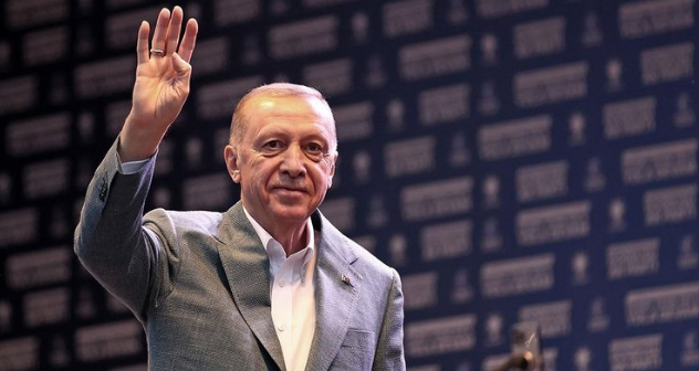 Cumhurbaşkanı Erdoğan'dan seçim mesajı: Aşkla çalışmaya devam edeceğiz