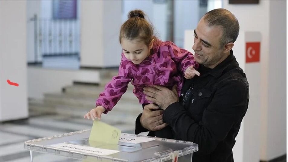 717 bin 612 seçmen sandık başına gitti