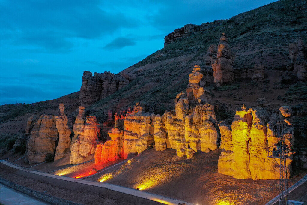 Meram Dere’nin Peri Bacaları Kızlar Kayası Turizme Kazandırılıyor