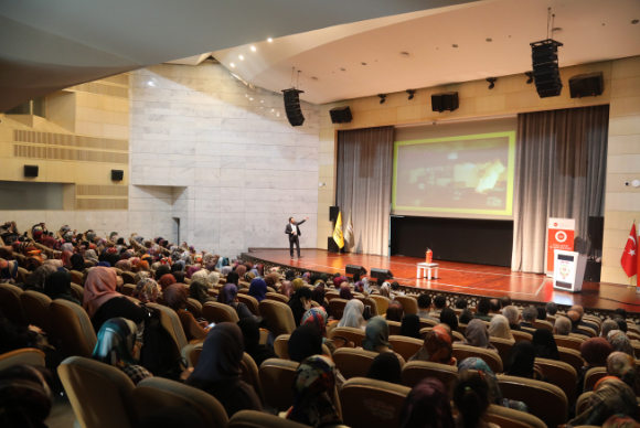 Konya Büyükşehir İtfaiyesi’nden Kur'an Kursu Öğreticilerine “Yangın Ve İlkyardım” Semineri