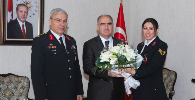 Vali Özkan: “Jandarma Teşkilatımız, depremlerden sonra yaraların sarılmasında önemli bir rol aldı
