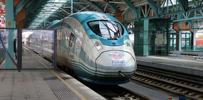 Yüksek Hızlı tren bilet fiyatlarına zam yapıldı