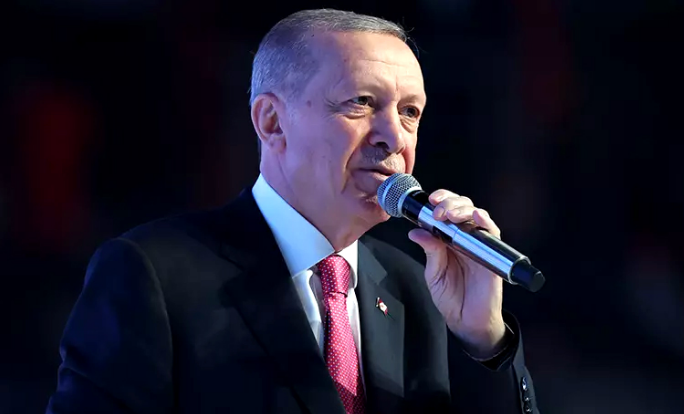 Cumhurbaşkanı Erdoğan İsveç'e resti çekti: Teröre kucak açanlara destek vermeyiz
