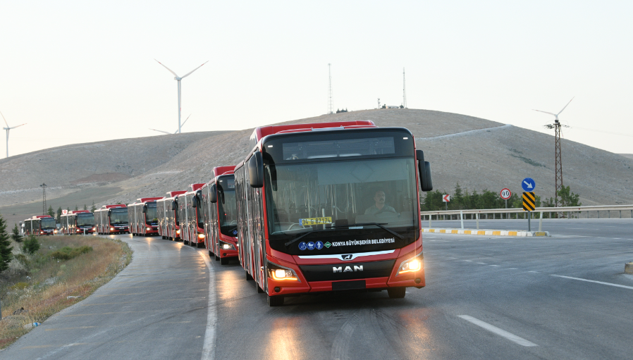 Başkan Altay: “Alımını Yaptığımız 50 Doğal Gazlı Ve Hibrit Otobüsün 8’i Daha Şehrimize Geldi”