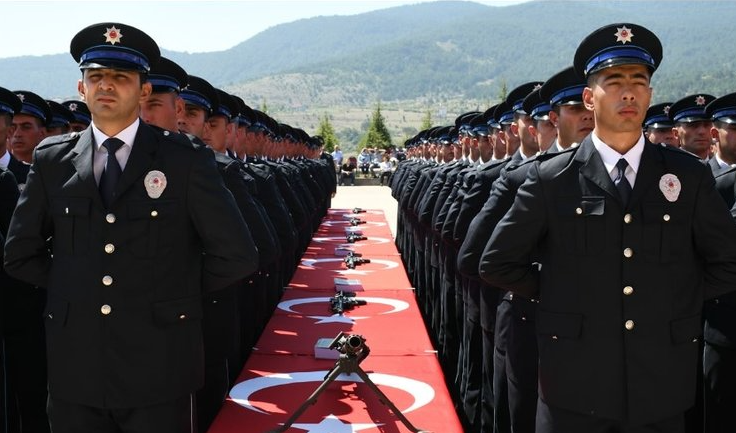 Polis Akademisi 2500 öğrenci alımı yapacak! PMYO başvuru şartları yayımlandı