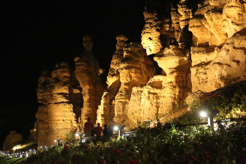 Meram'ın Yeni Turizm Rotası Dere'de Bulunan Kızlar Kayası Oldu