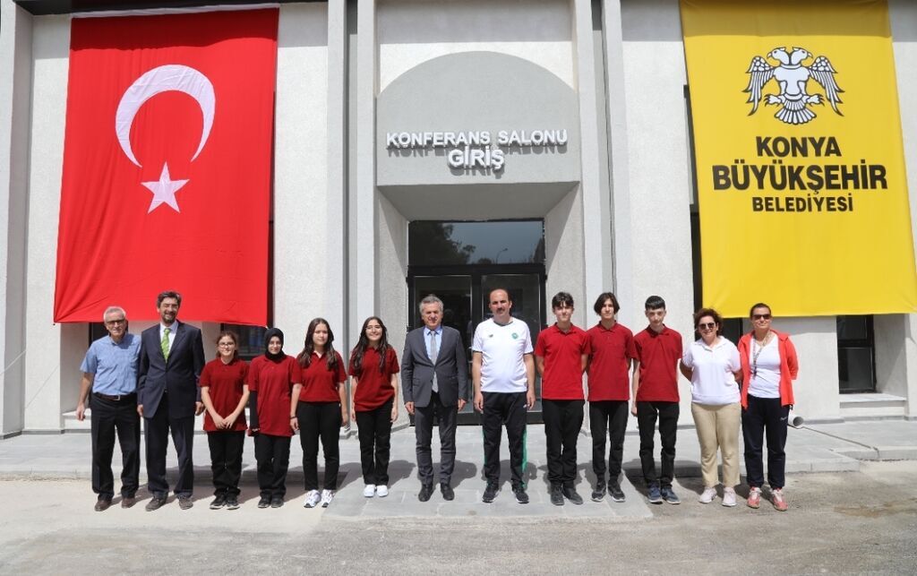 Konya Lisesi Konferans ve Spor Salonu Hizmete Açıldı