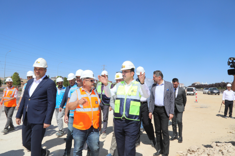 Başkan Altay: “Konya’nın 4 Noktasında Devam Eden Köprülü Kavşakların Maliyeti 1 Milyar TL”