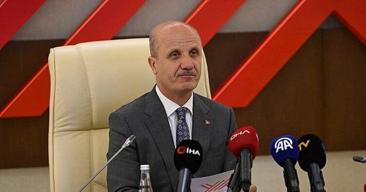 YÖK Başkanı Özvar'dan Deprem bölgesindeki üniversitelerle ilgili uzaktan eğitim açıklaması