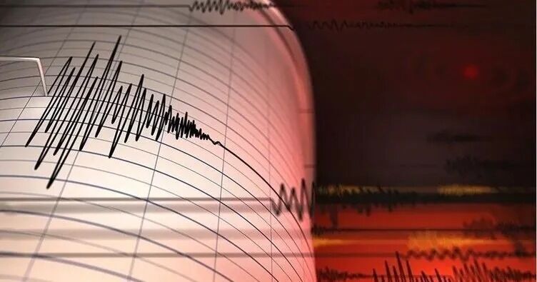 Marmara ve Akdeniz peş peşe olan depremler korkuttu 
