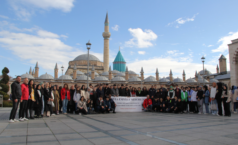 Konya Emniyeti'nden lise öğrencilerine şehrimi tanıyorum gezisi 