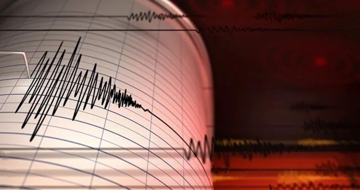 Gümüşhane ve Erzincan'da peş peşe korkutan depremler