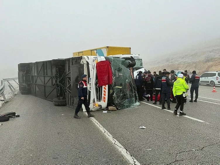 Malatya'da Otobüs devrildi: 4 ölü, 31 yaralı