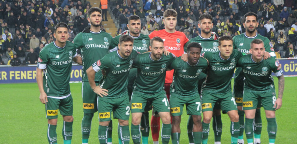 Konyaspor Fenerbahçe karşısında hezimete uğradı! Konyaspor 1-7 Fenerbahçe