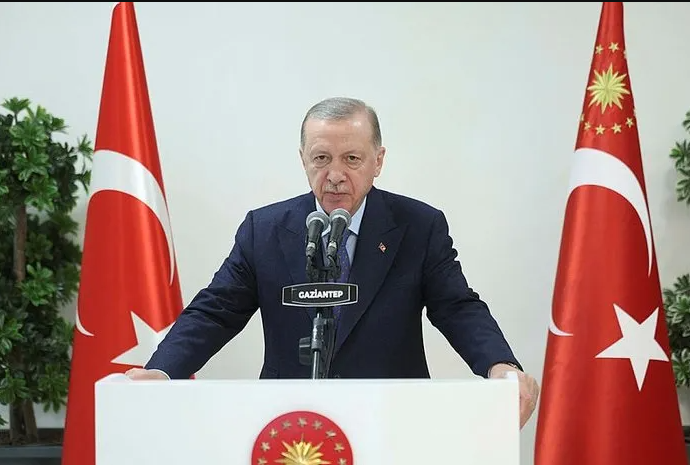 Cumhurbaşkanı Erdoğan Deprem Konutları Kura ve Anahtar Teslim Töreni'ne katıldı.