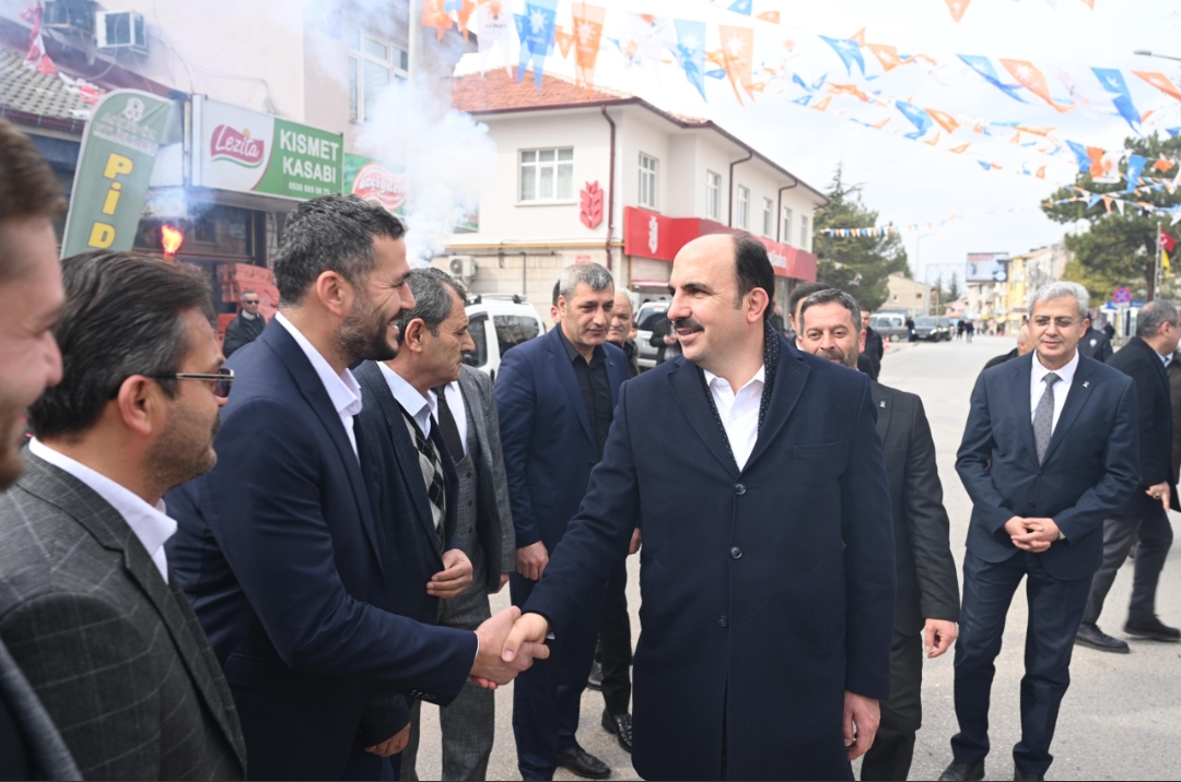 Başkan Altay Kadınhanı ve Sarayönü’nde Vatandaşlarla Buluştu