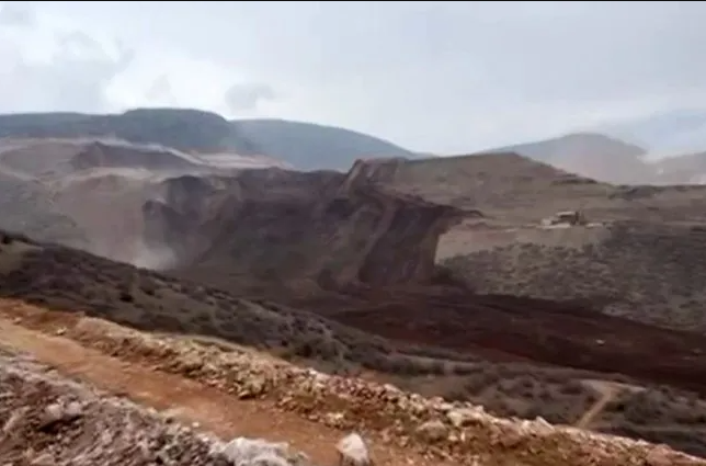 Erzincan'da altın madeninde toprak kayması meydana geldi!  9 işçi kayıp