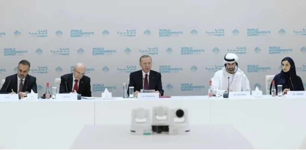 Cumhurbaşkanı Erdoğan Dubai'de yatırımcılarla görüştü! Hedefte 50 milyar dolarlık ticaret var