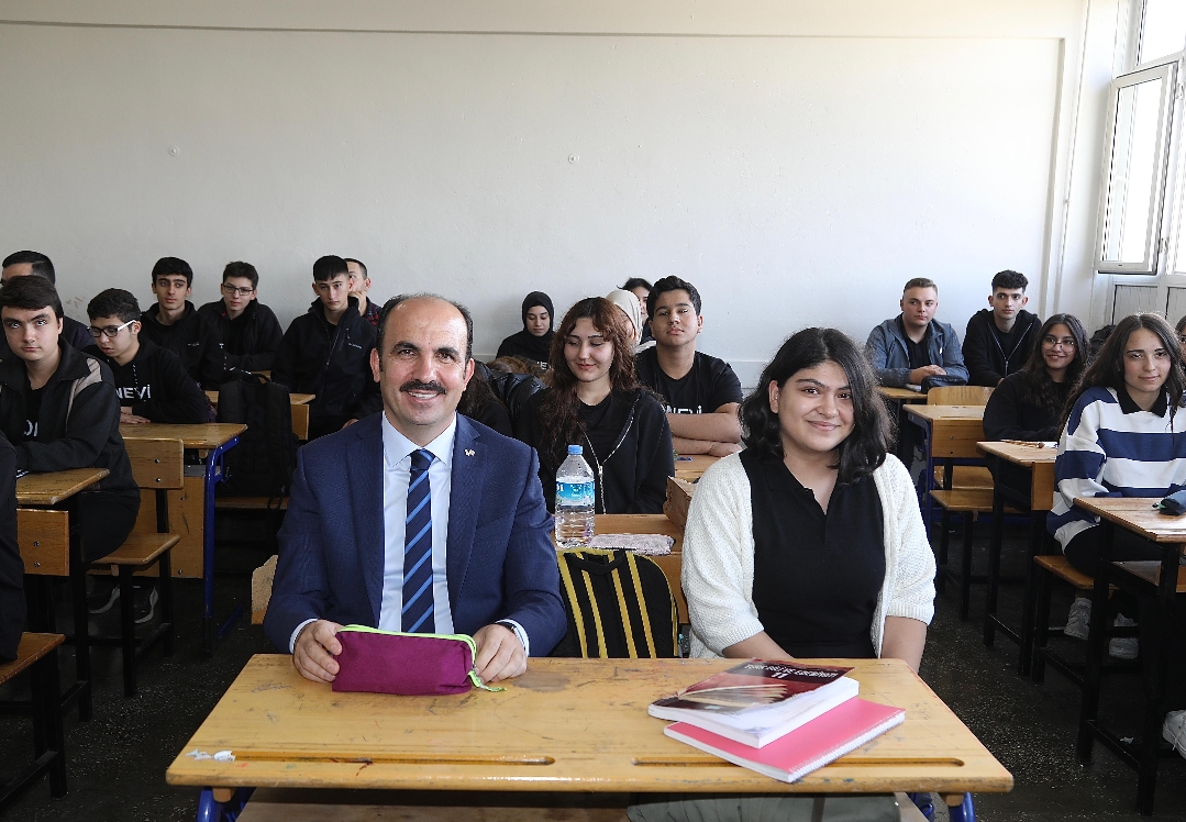 Başkan Altay: “Üniversiteye Hazırlanan  Öğrencilerimizin İkinci Ödemelerini De Yaptık”