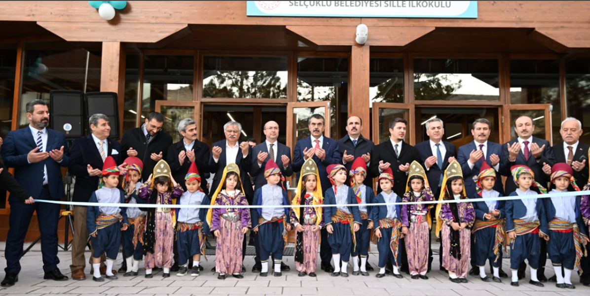 Konya'da Sille İlkokulu Bakan Yusuf Tekin’in katılımı ile açıldı