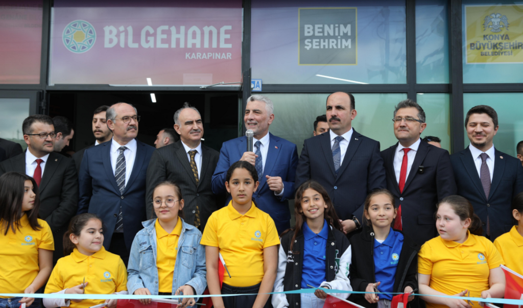  Bakan Bolat Karapınar’da  Bilgehane ve Lise Medeniyet Akademisi’nin Açılışını Yaptı