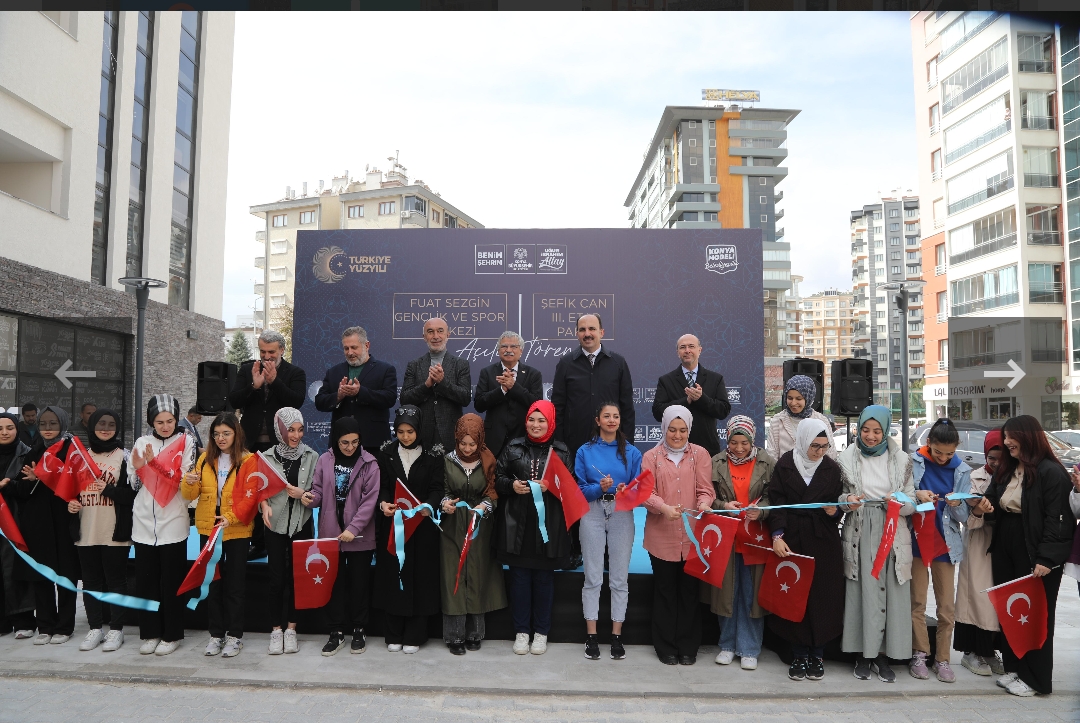 Başkan Altay Fuat Sezgin Gençlik  Merkezi ile Şefik Can Parkı 3. Etabının açılışını yaptı 