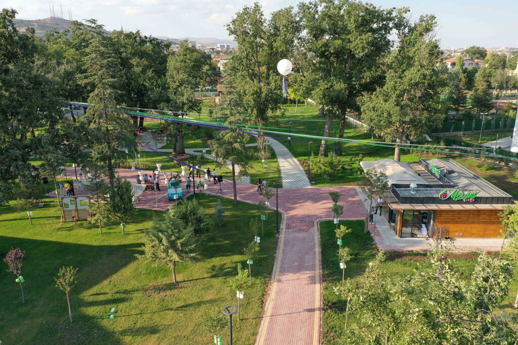 Konya Meram Bağları yeni sezonu açtı 