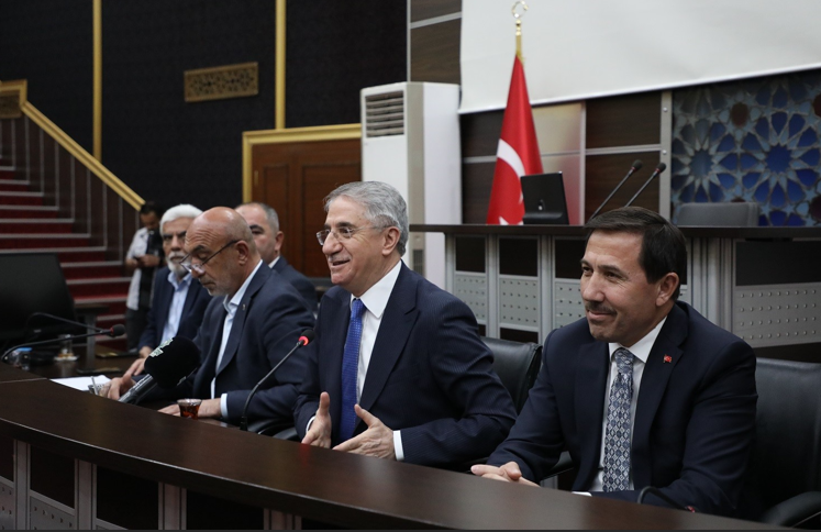 Ak Parti Yerel Yönetimler Başkan Yardımcısı Yanılmaz Konya’da