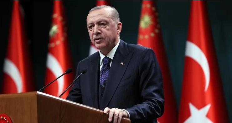Cumhurbaşkanı Erdoğan: Öğretmenlerimize karşı şiddet olaylarına asla sessiz kalmadık, kalmayacağız!