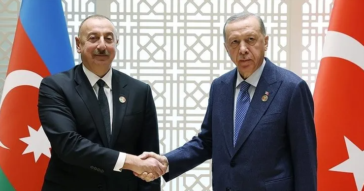 Cumhurbaşkanı Erdoğan, Azerbaycan Cumhurbaşkanı Aliyev ile görüştü!