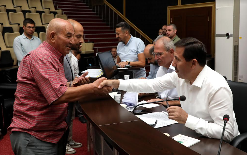  Başkan Hasan Kılca, “Karatay Söz Meclisi”Nde Vatandaşı Dinledi