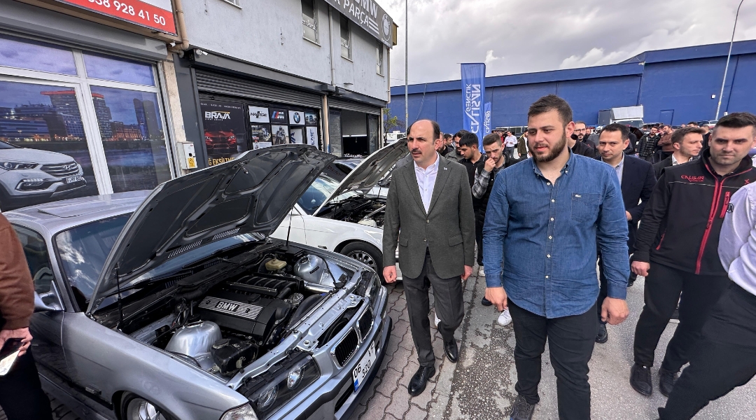 Başkan Altay Sanayide Gençlerle Buluştu: “Üreten İnsan Her Zaman Kıymetli”