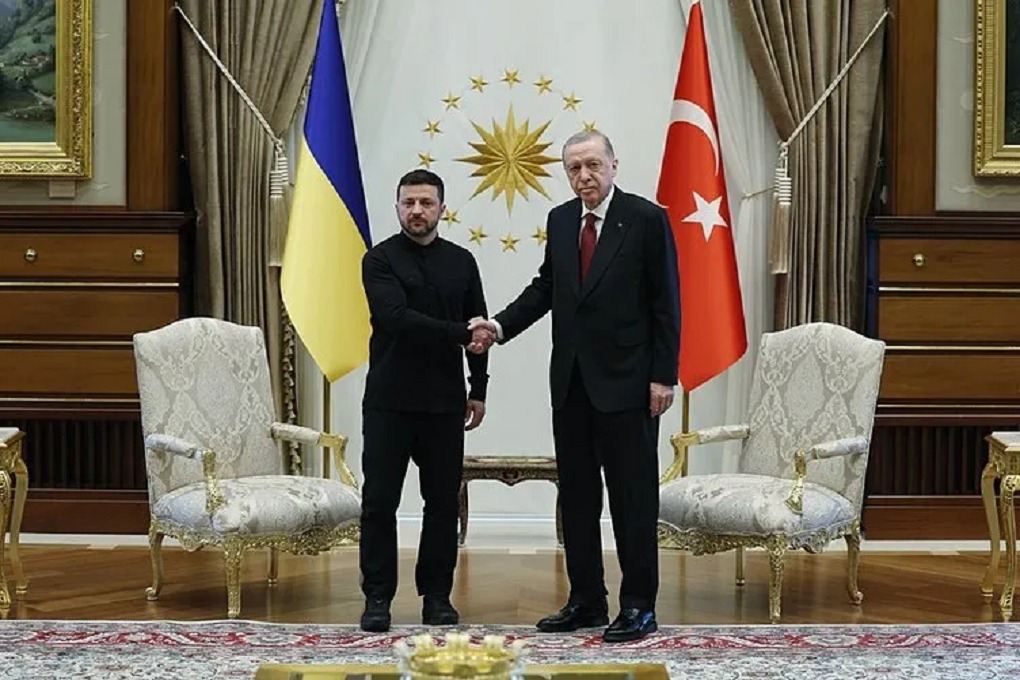BARIŞ MASASINDA YENİ GÜN: RUSYA VE UKRAYNA HEYETLERİ YENİDEN İSTANBUL'DA!