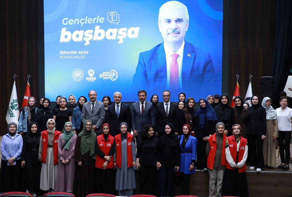 KONYA VALİSİ İBRAHİM AKIN KARATAYLI GENÇLERLE BULUŞTU