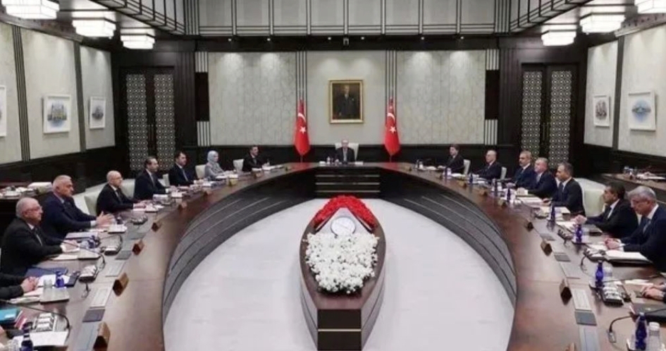 Cumhurbaşkanı Erdoğan Kabineyi Topluyor: Gündemde Ortadoğu Krizi ve Terörsüz Türkiye Var