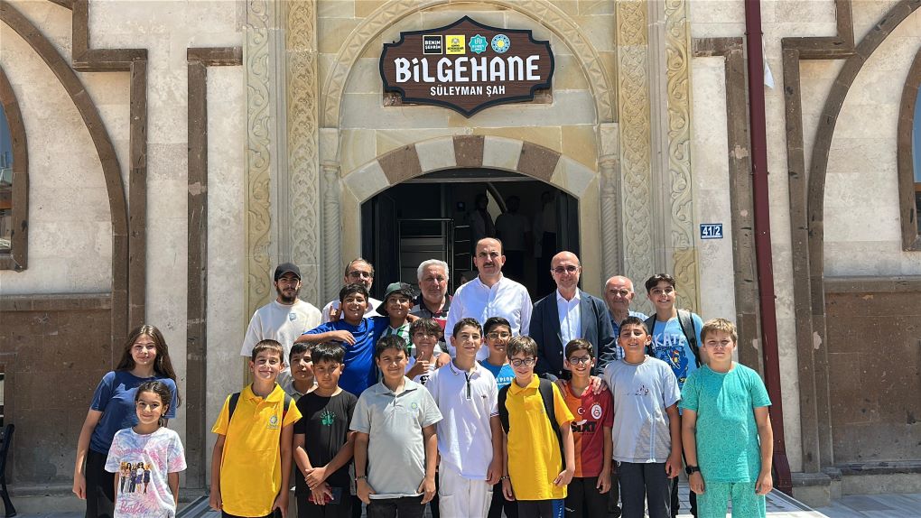 Başkan Altay ve Başkan Pekyatırmacı Bilgehane’deki Öğrencilerle Buluştu!