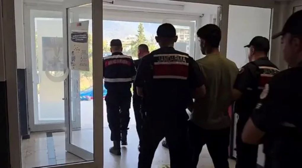 Yasa Dışı Bahise Jandarma Darbesi: 5 İlde 43 Şüpheli Yakalandı, 8 Tutuklama!