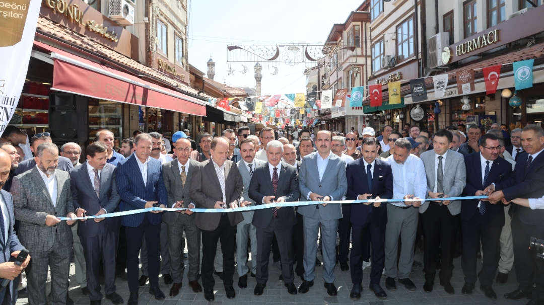 Konya’da 4. Tarihi Bedesten Alışveriş Günleri Başladı
