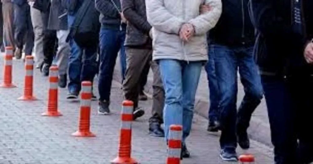 FETÖ’nün TSK Yapılanmasına Darbe! 9 İlde 20 Gözaltı!
