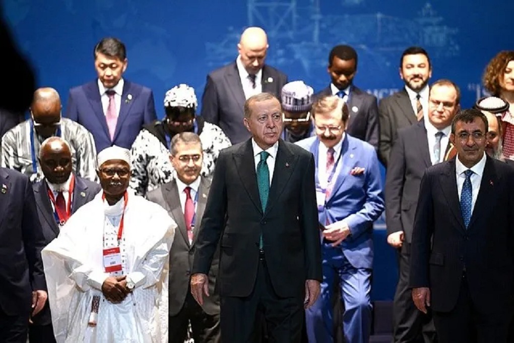 Erdoğan: Suriye Yeniden Ayağa Kalkıyor, Türkiye Destek Programı Başlattı