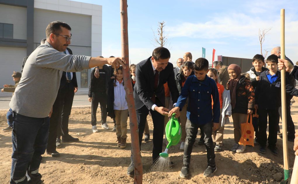 Karatay’da Fidanlar Toprakla Buluştu!